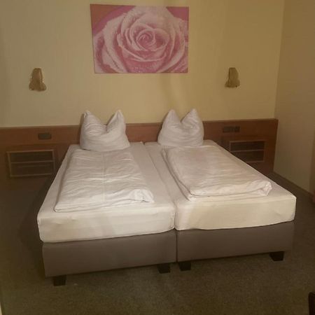 Hotel Zur Post Fromel Büchlberg Kültér fotó