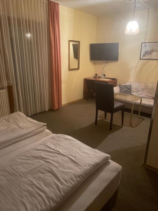 Hotel Zur Post Fromel Büchlberg Kültér fotó